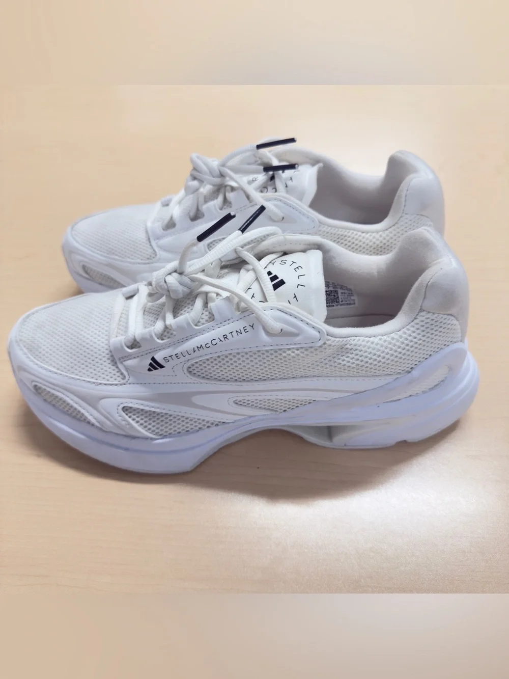 Authentic adidas x Stella McCartney Sportswear 2000 Lifestyle Sneakers Size 7.5